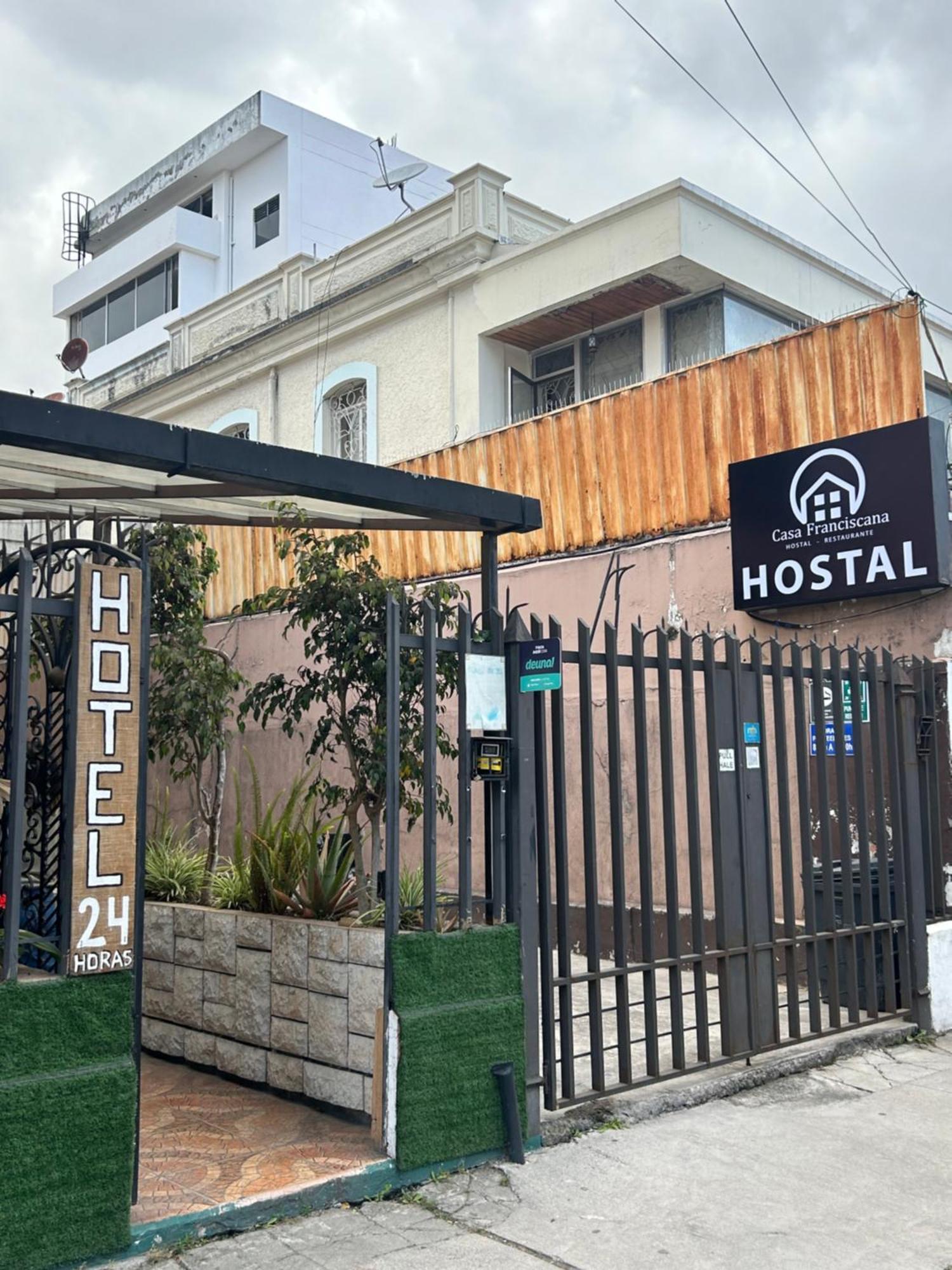 Hostal Casa Franciscana Кіто Екстер'єр фото