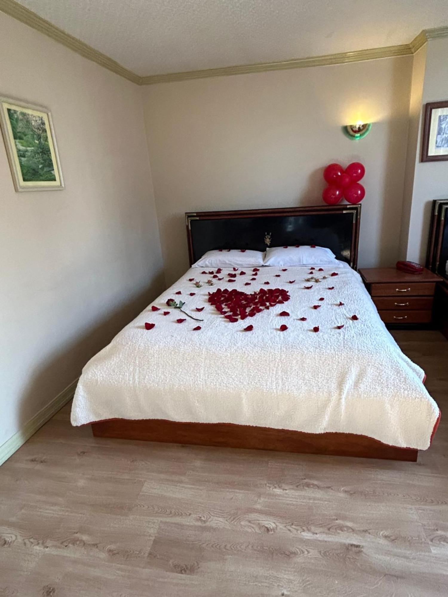 Hostal Casa Franciscana Кіто Екстер'єр фото